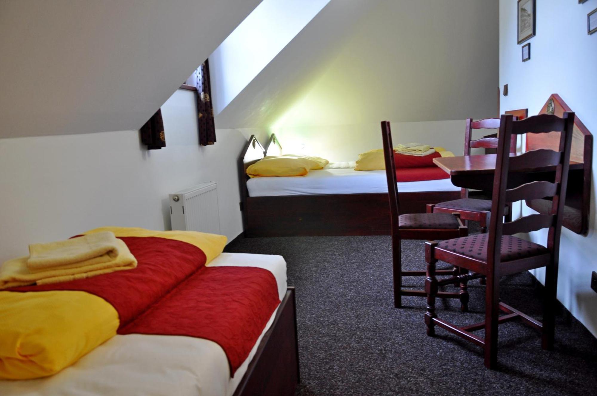 Hotel St Florian Loket ห้อง รูปภาพ
